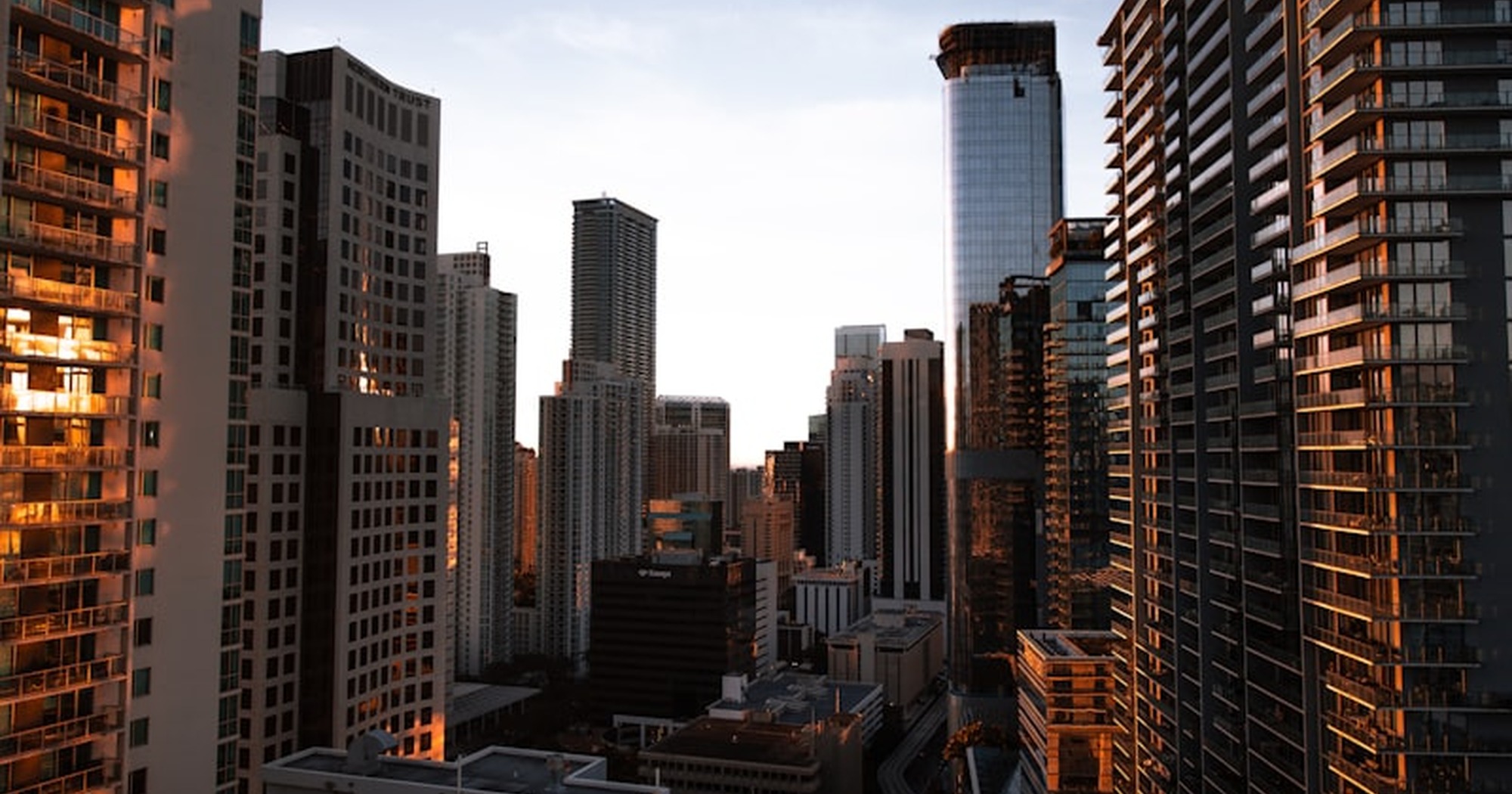 Miami luxury condo towers rising home sales March 2026 market data