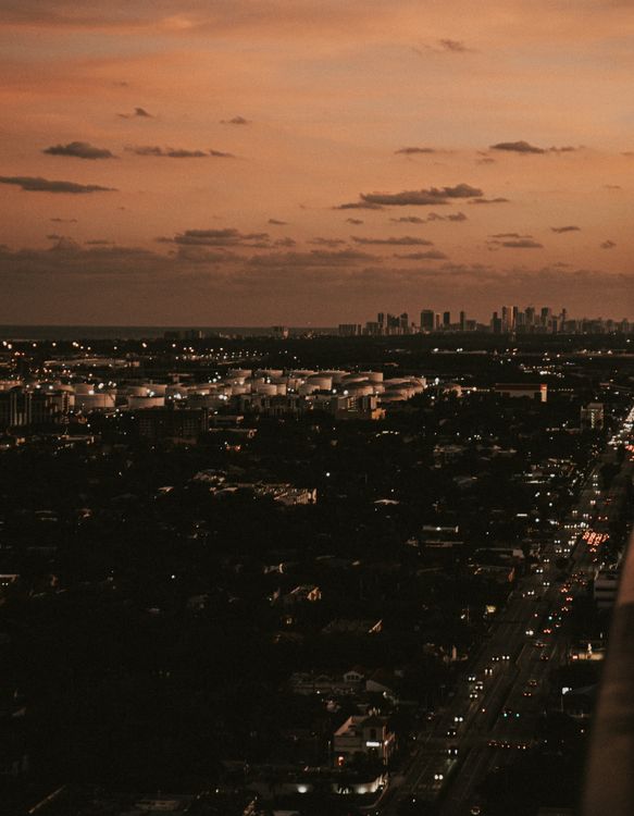 Aventura and Sunny Isles at dusk, the Northeast Miami-Dade corridor where LEV is rising in 2026